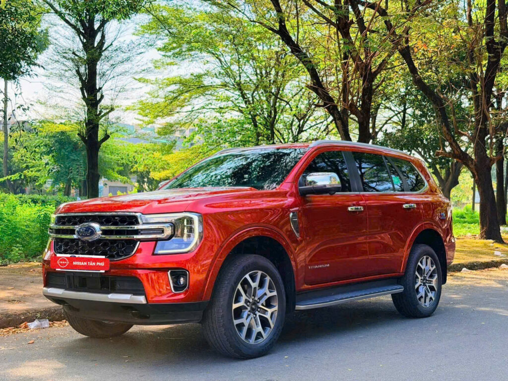 FORD EVEREST 2.0l Titanium (4×2)
